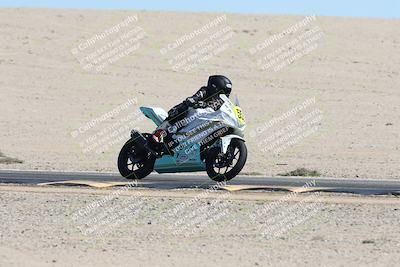 media/Oct-05-2025-CVMA (Sun) [[beeef4f201]]/Race 11-500-400(4)-350 Supersport/